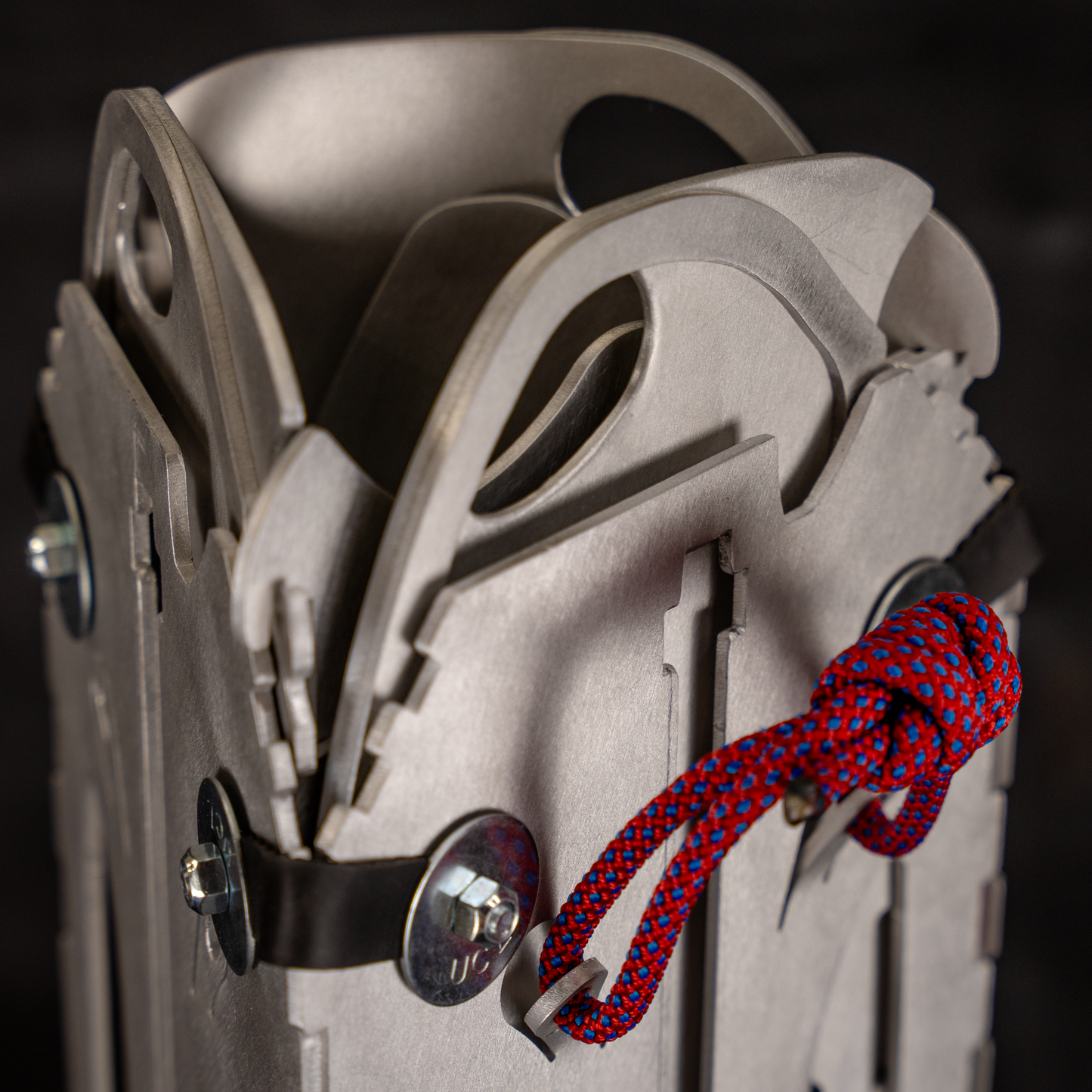 Sego folded upper closeup