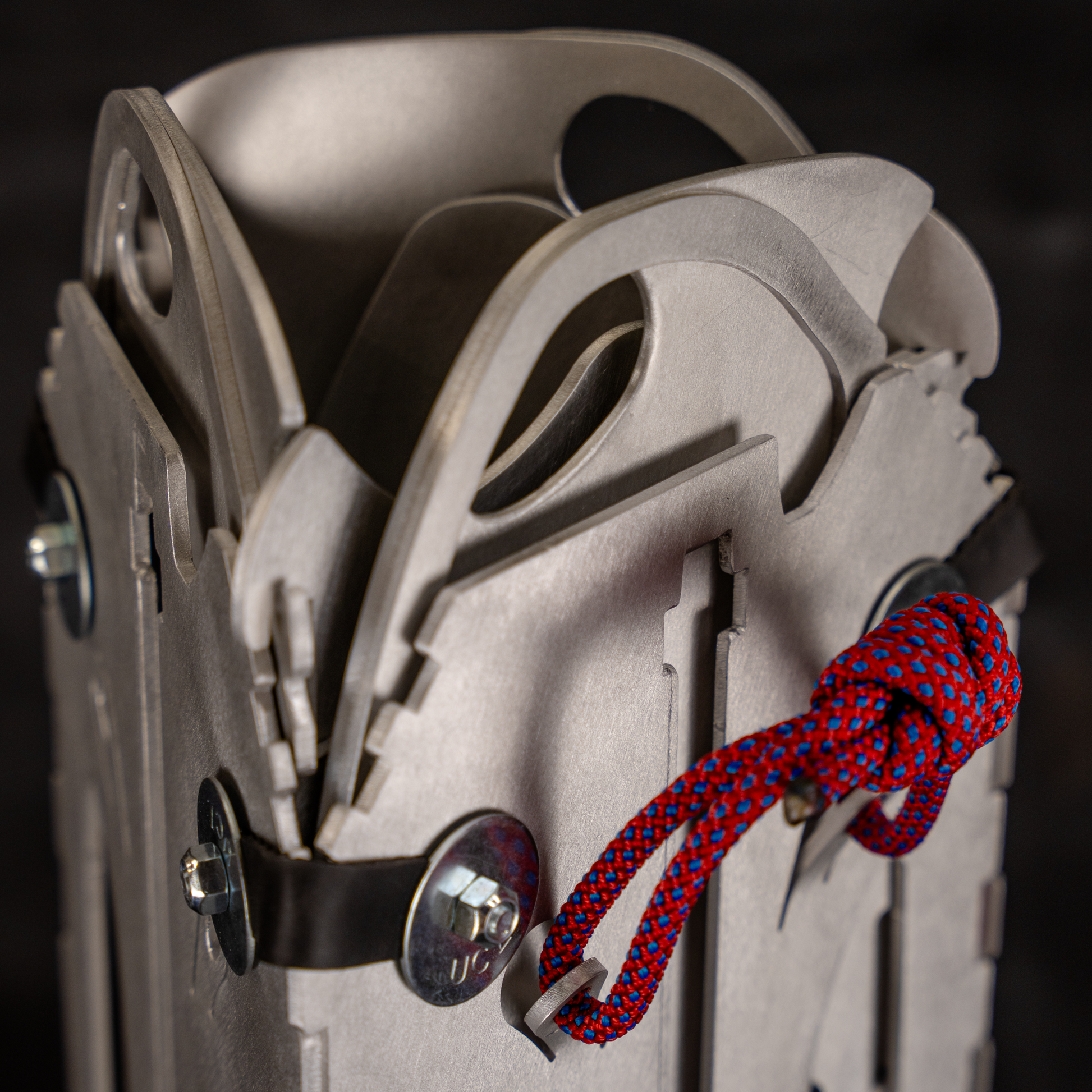 Sego folded upper closeup