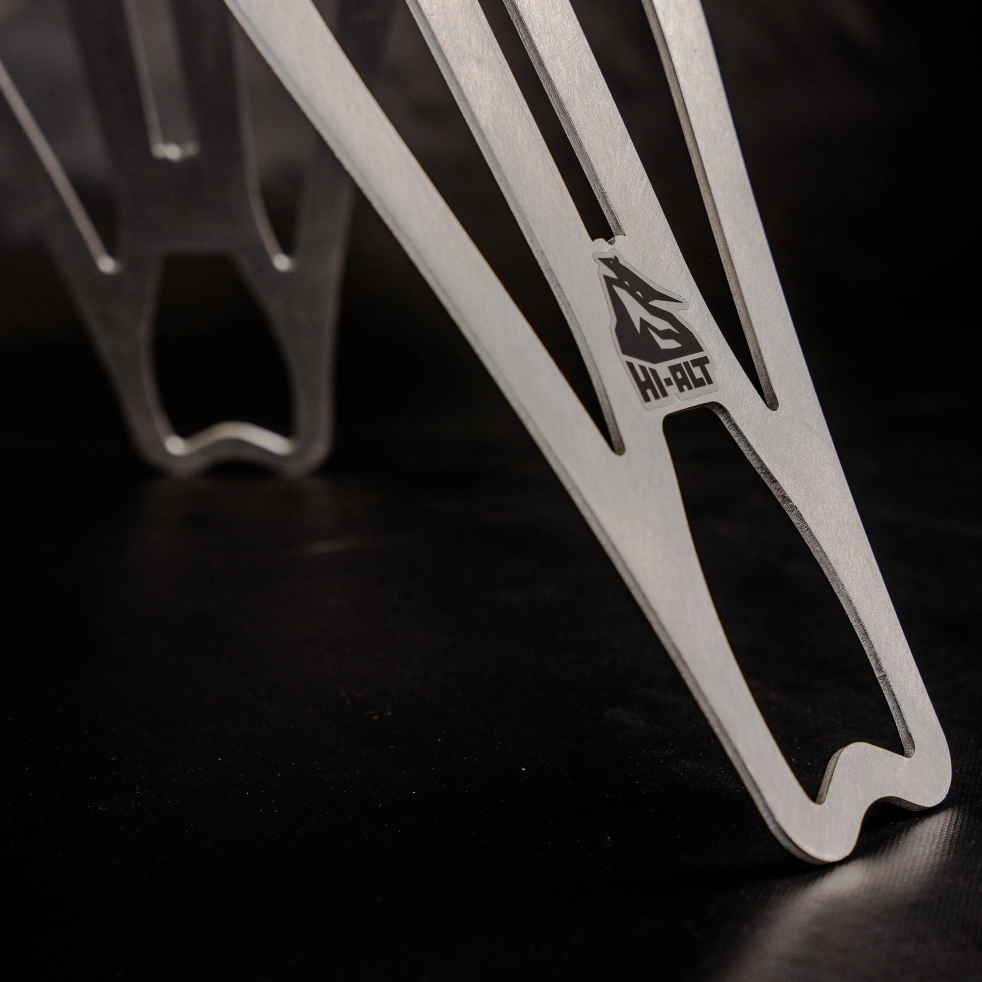 Sego unfolded leg bottom and logo closeup